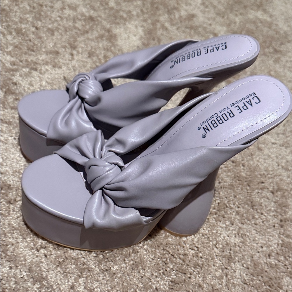 Cape Robbin Lavender Platform Mule Heels | Sculptural Heel | Size 8